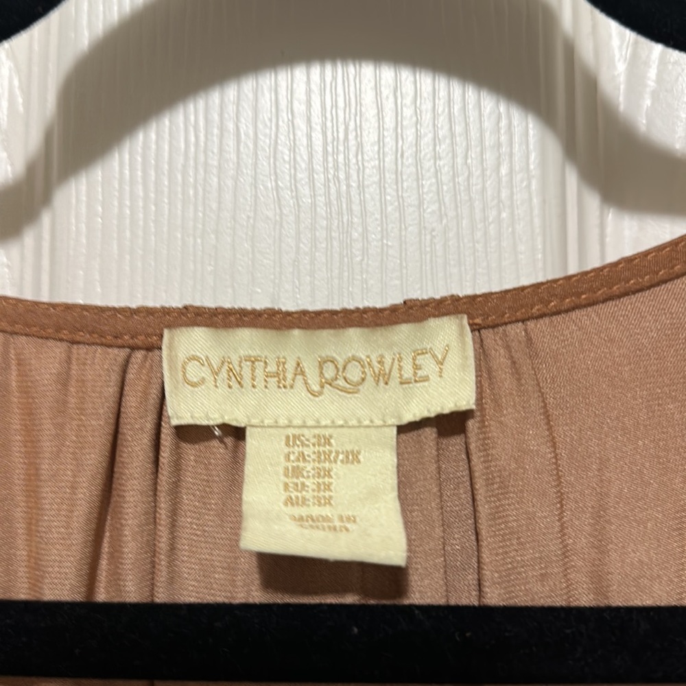 CYNTHIA ROWLEY Short sleeve. - Picture 4 of 5